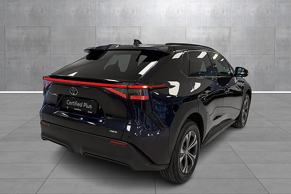 Toyota bZ4X 5 of 27