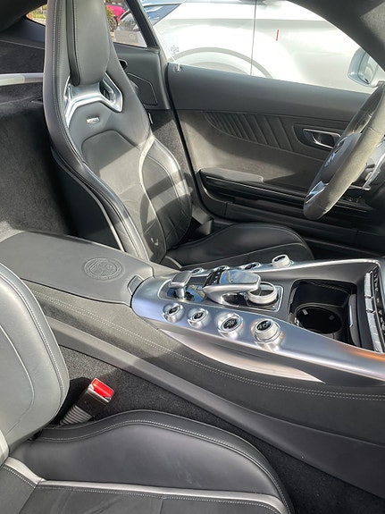 Mercedes-Benz AMG GT S 24 of 26