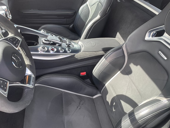 Mercedes-Benz AMG GT S 17 of 26