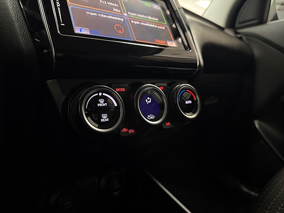 Suzuki Swift 19 of 23