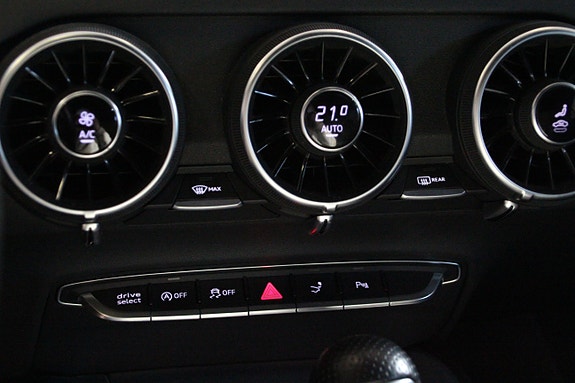 Audi TT 20 of 28