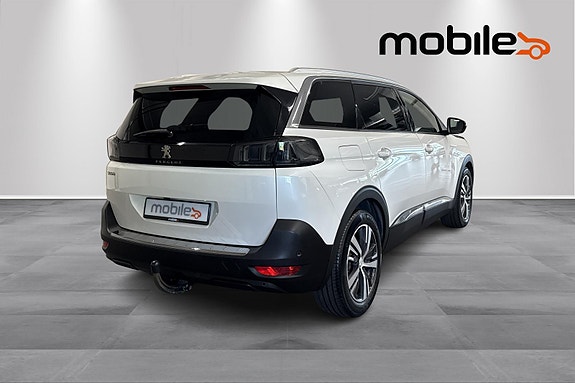 Peugeot 5008 3 of 24