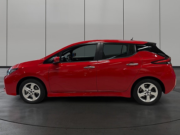 Nissan Leaf 2 of 30
