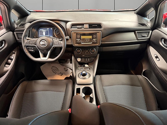 Nissan Leaf 16 of 30