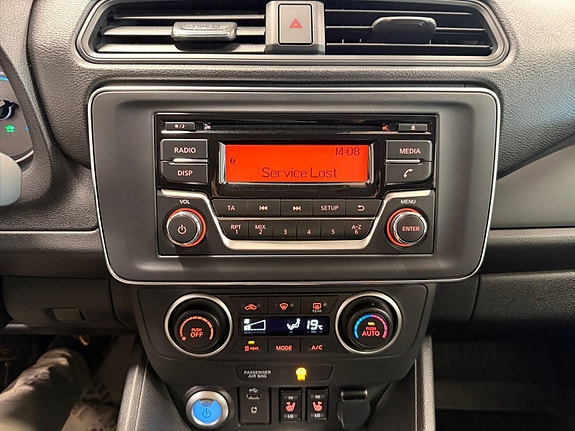 Nissan Leaf 18 of 30