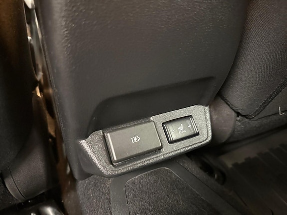 Nissan Leaf 26 of 30