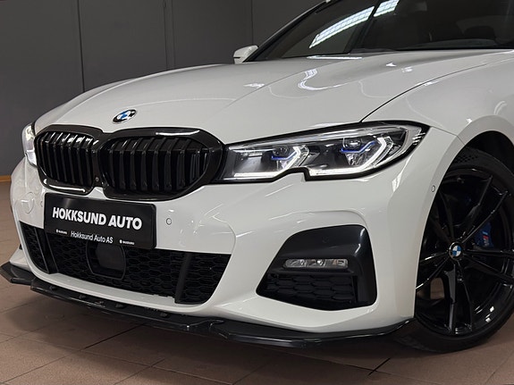 BMW 320d 15 of 30