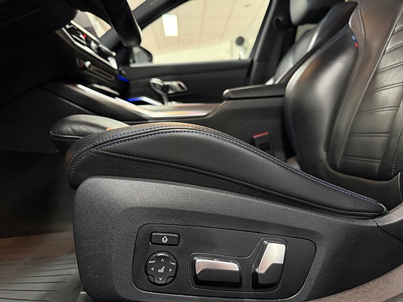 BMW 320d 21 of 30