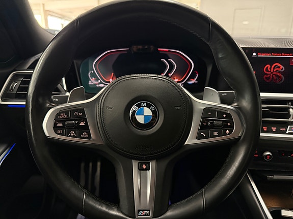 BMW 320d 26 of 30