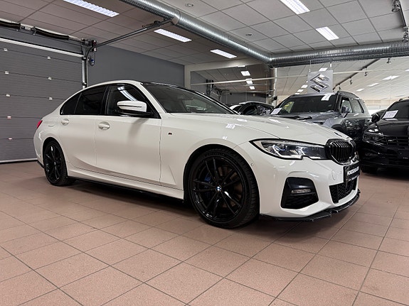 BMW 320d 8 of 30