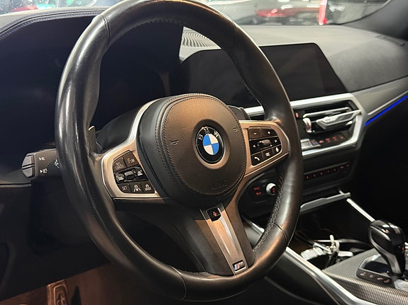 BMW 320d 25 of 30