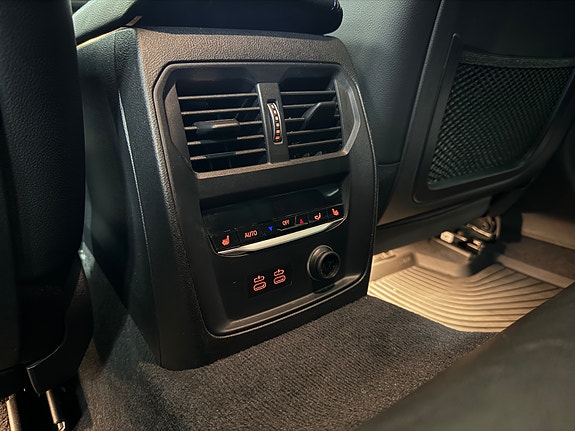 BMW 320d 19 of 30