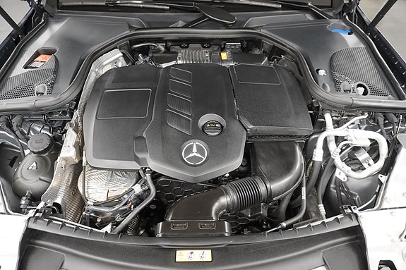 Mercedes-Benz E220 d 30 of 30