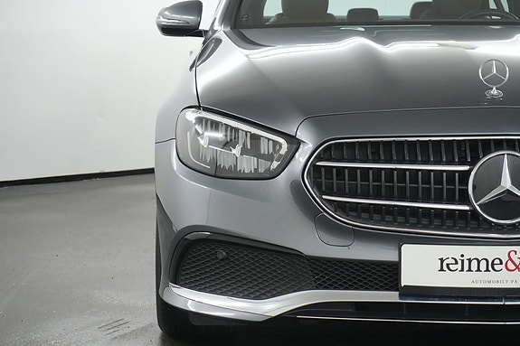 Mercedes-Benz E220 d 4 of 30