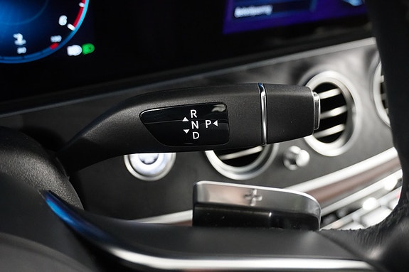 Mercedes-Benz E220 d 15 of 30