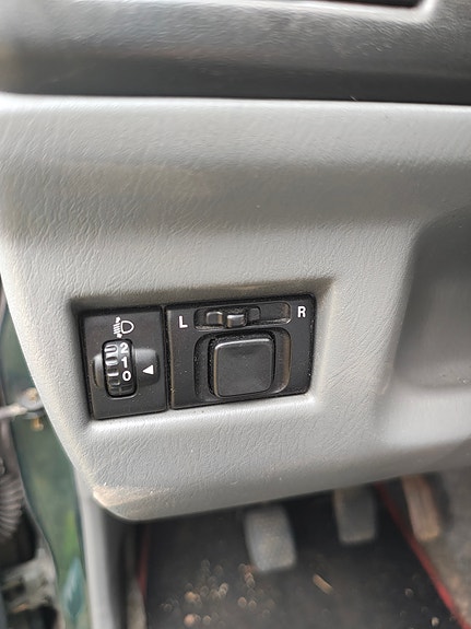 Suzuki Jimny 10 of 20