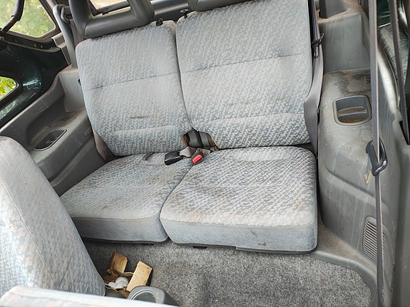 Suzuki Jimny 7 of 20