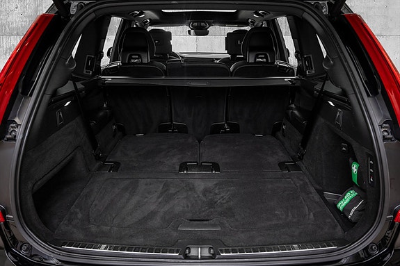 Volvo XC90 28 of 30