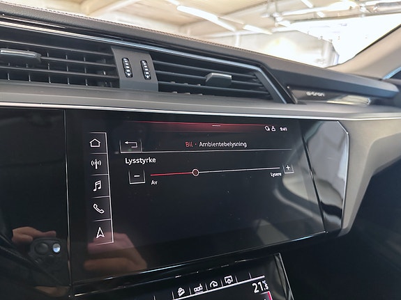 Audi e-tron Sportback 21 of 29