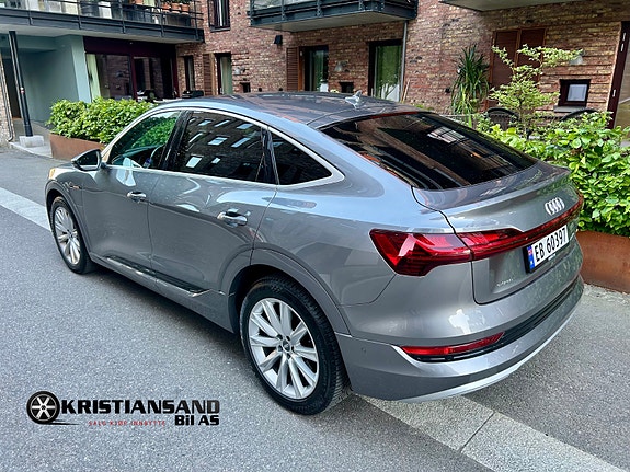 Audi e-tron Sportback 4 of 29
