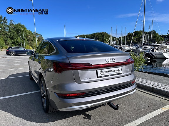 Audi e-tron Sportback 4 of 30
