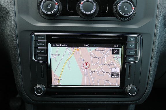 Volkswagen Caddy Maxi 19 of 30