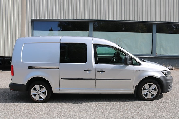 Volkswagen Caddy Maxi 8 of 30