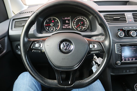 Volkswagen Caddy Maxi 23 of 30