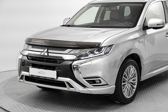 Mitsubishi Outlander 2 of 27