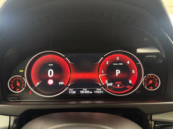 BMW X6 27 of 30