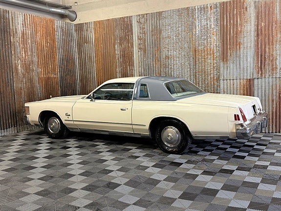 Chrysler Cordoba 9 of 30