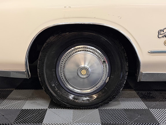 Chrysler Cordoba 12 of 30