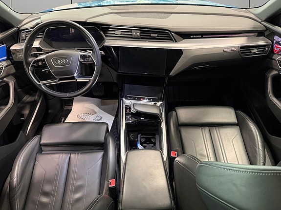 Audi e-tron 18 of 30