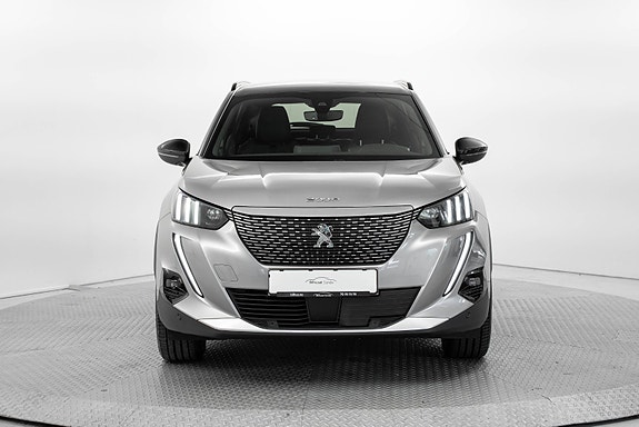 Peugeot e-2008 3 of 29
