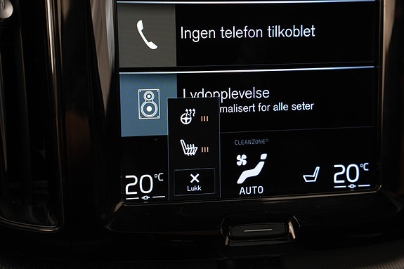 Volvo XC60 26 of 30