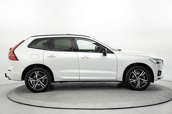 Volvo XC60 4 of 30