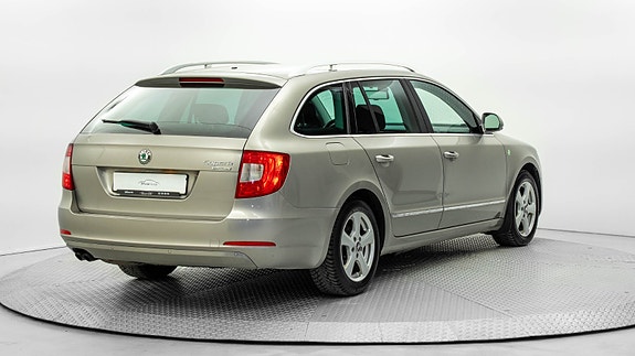 Skoda Superb 5 of 22