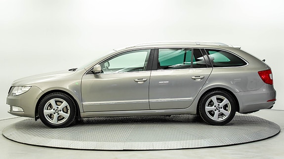 Skoda Superb 6 of 22