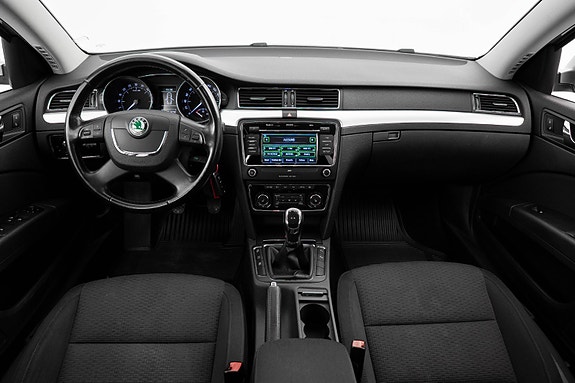 Skoda Superb 11 of 22