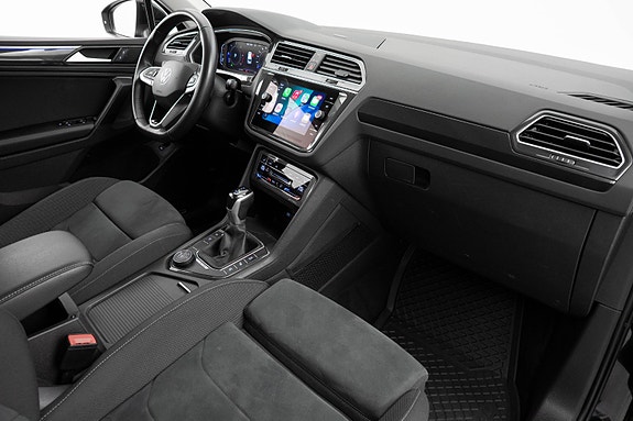 Volkswagen Tiguan 10 of 30