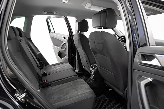 Volkswagen Tiguan 27 of 30