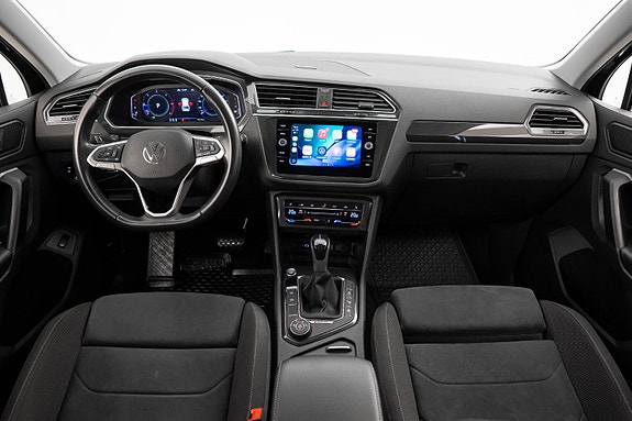 Volkswagen Tiguan 12 of 30