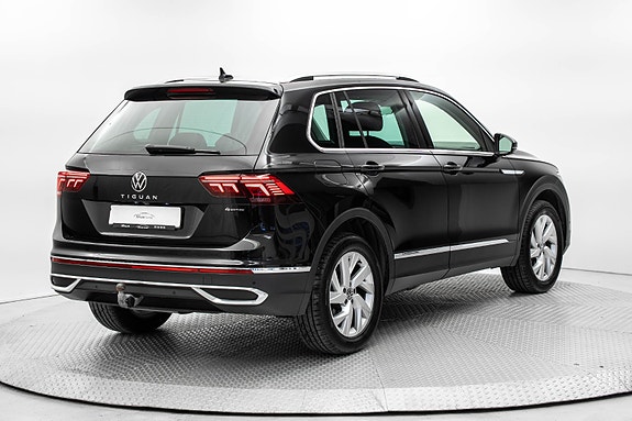 Volkswagen Tiguan 5 of 30