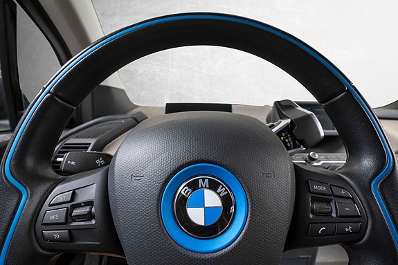 BMW i3 12 of 26