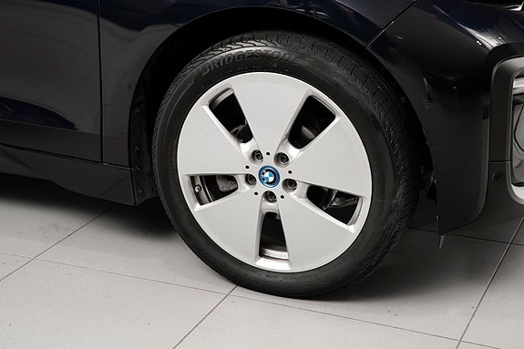BMW i3 2 of 26