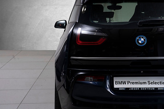 BMW i3 10 of 26