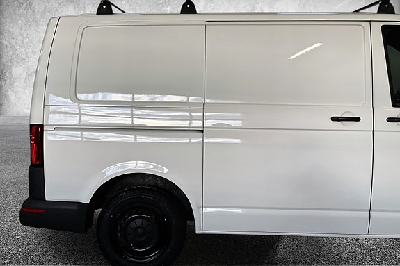 Volkswagen Transporter 14 of 30