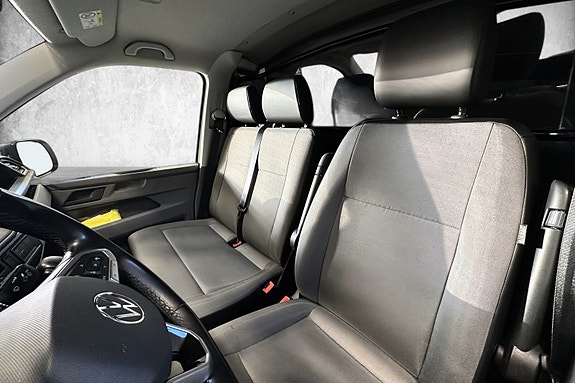 Volkswagen Transporter 19 of 30