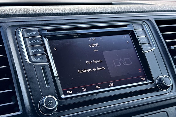 Volkswagen Transporter 28 of 30