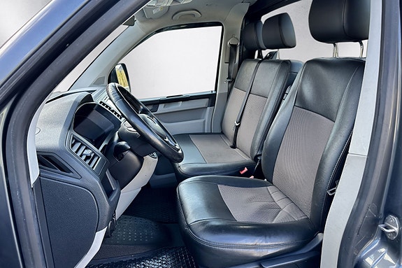 Volkswagen Transporter 15 of 30